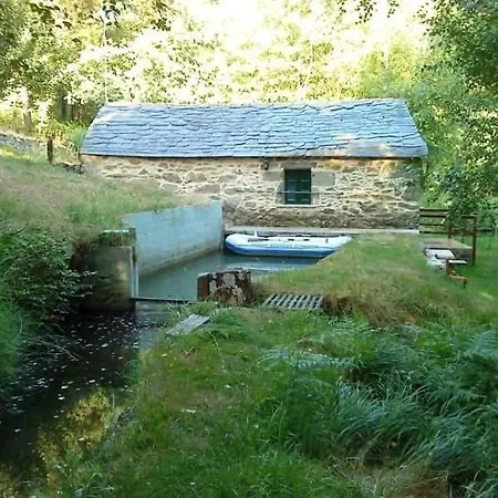 Molino De Louzao * Palas de Rei